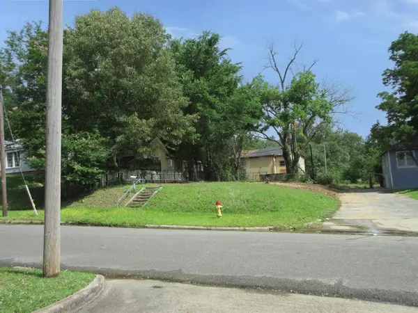 702 Columbia Street, Shreveport, LA 71104