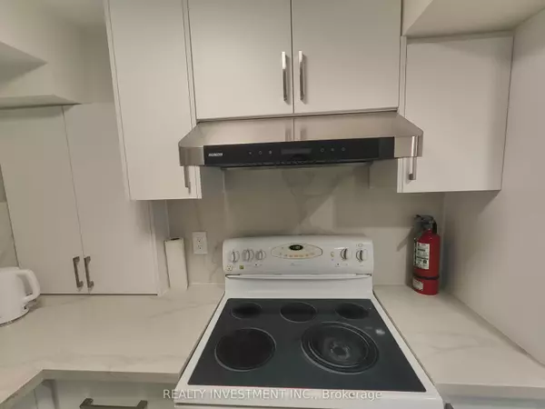 Mississauga, ON L5C 3V9,4270 Beacon LN