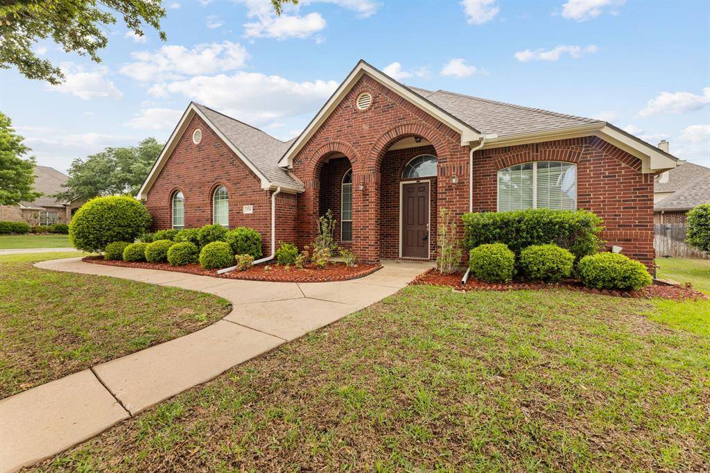 1716 Yarmouth Lane, Mansfield, TX 76063