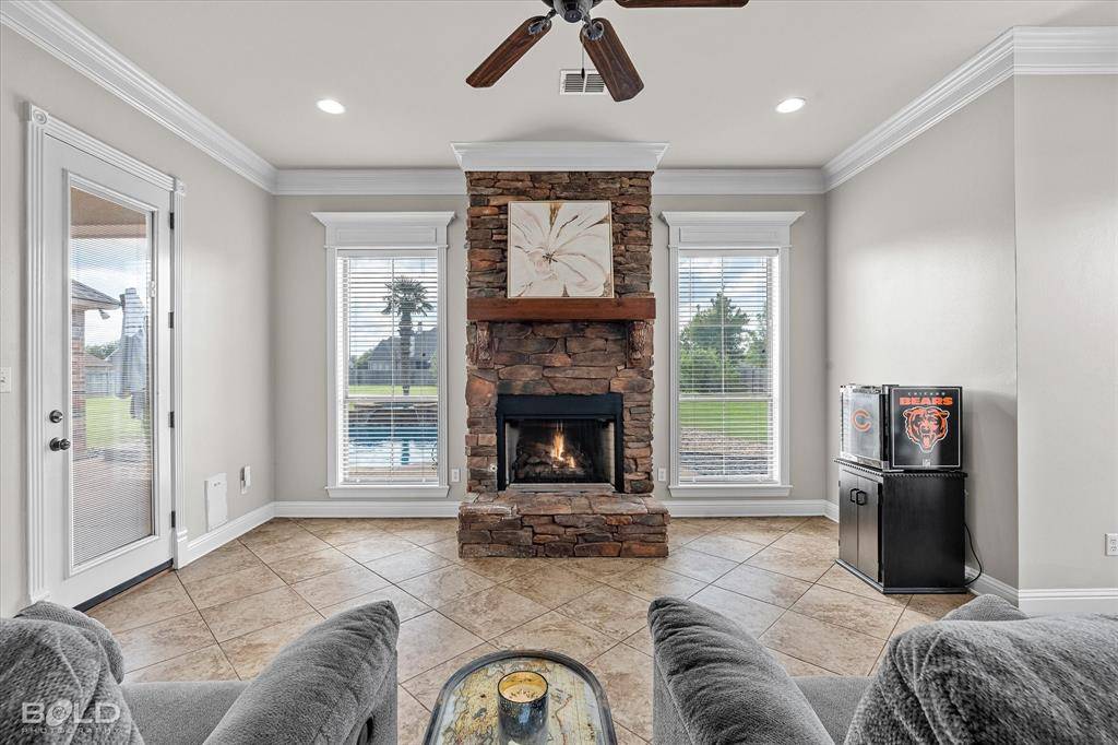 Benton, LA 71006,221 Cattail Trail