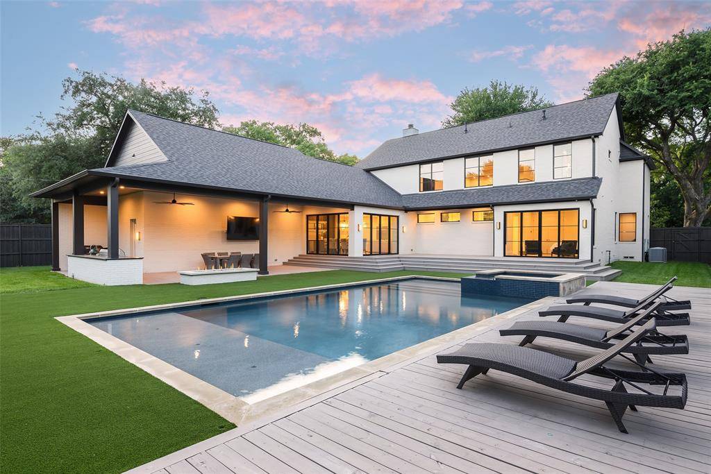 Dallas, TX 75225,6406 Lupton Drive
