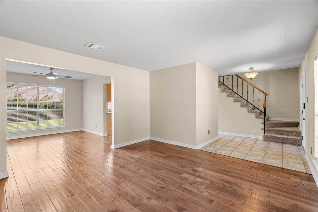 Euless, TX 76039,105 Wooddale