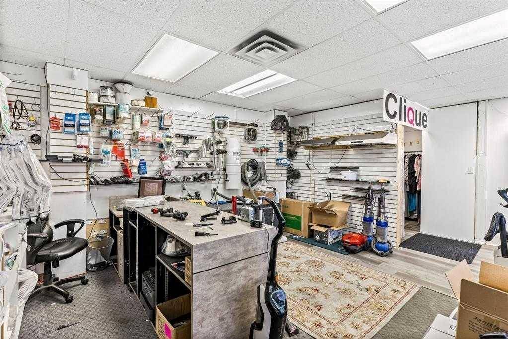 Calgary, AB T3J4L4,4809 Westwinds DR Northeast