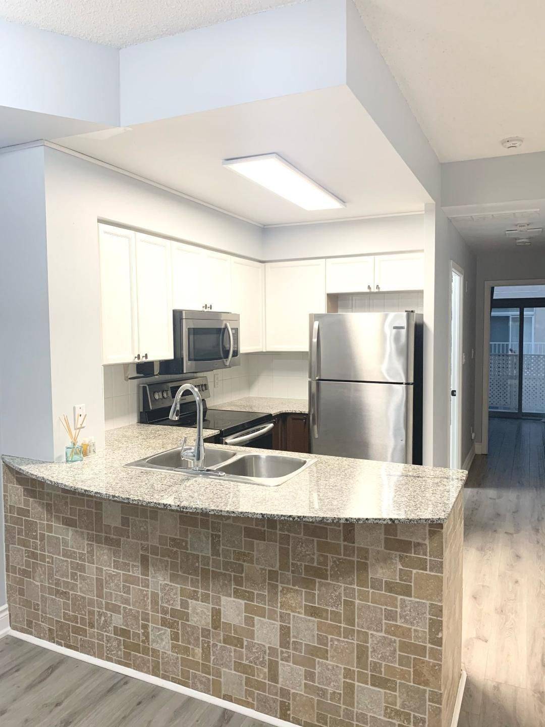 Toronto C01, ON M5V 3P4,30 Stadium RD #229