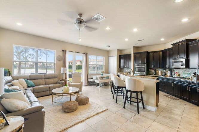 Parkland, FL 33076,10340 LAKE VISTA COURT