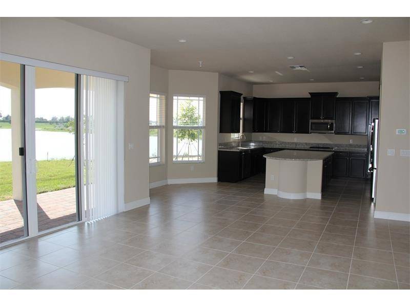 Parkland, FL 33076,10330 LAKE VISTA COURT