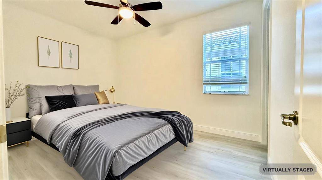 Parkland, FL 33076,10330 LAKE VISTA COURT