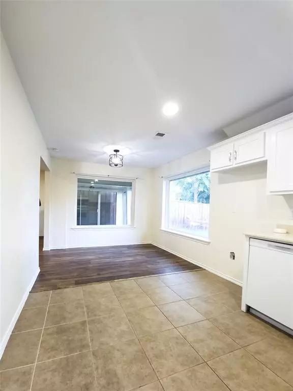 Dallas, TX 75240,7618 Thistle Lane