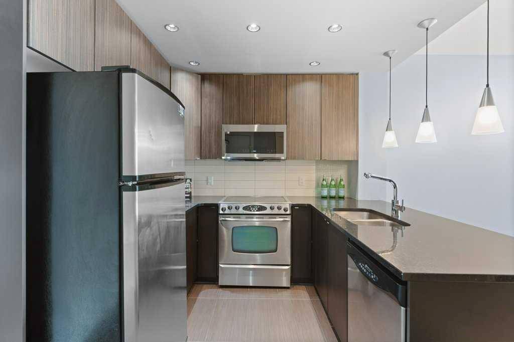 Calgary, AB T2R 0H1,788 12 AVE Southwest #1405