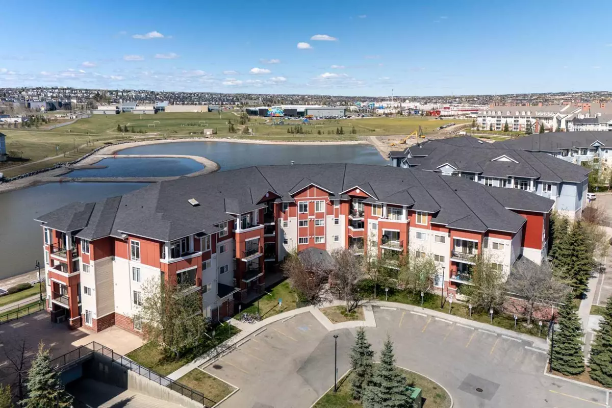 Calgary, AB T3K 0E5,156 Country Village CIR Northeast #114
