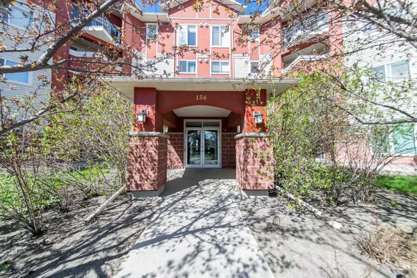 Calgary, AB T3K 0E5,156 Country Village CIR Northeast #114