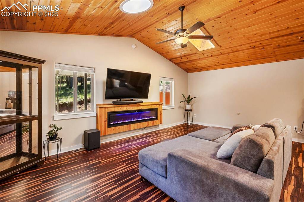Florissant, CO 80816,234 Wasatch LN