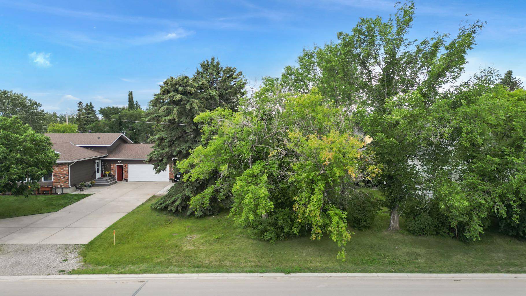 Didsbury, AB T0M0A2,1320 23 ST