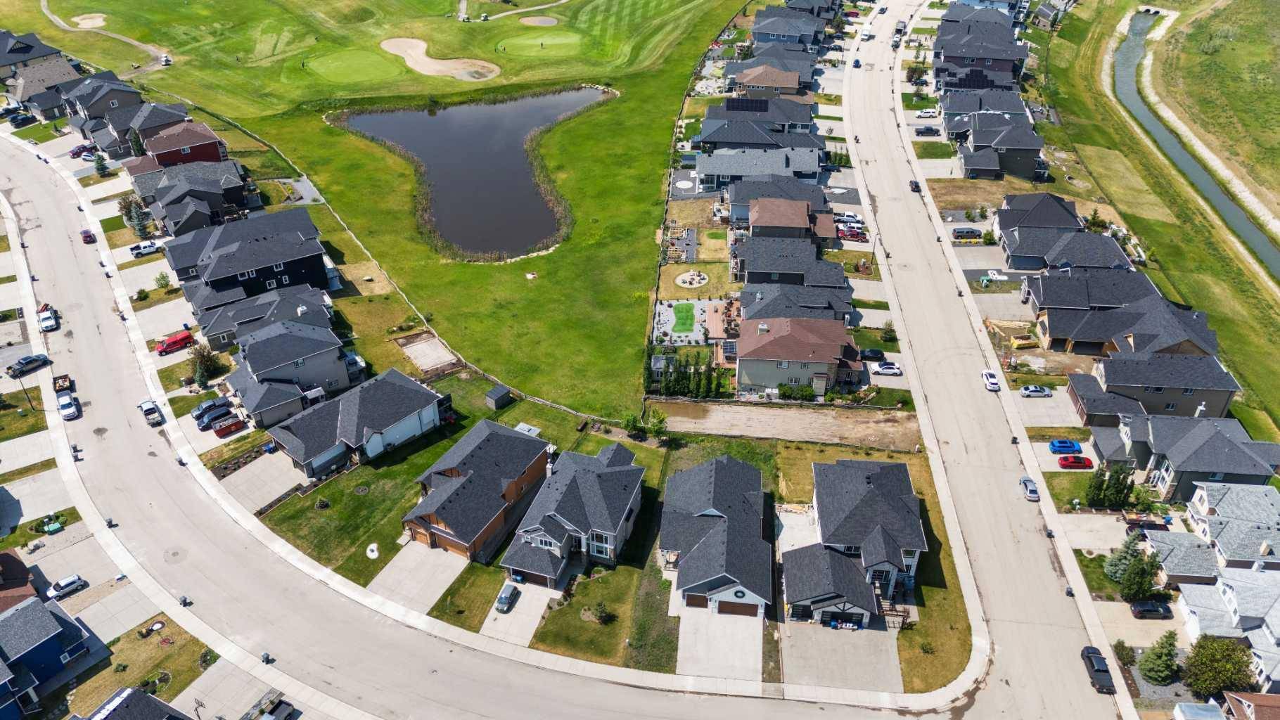 Lyalta, AB T0J1Y1,689 Muirfield CRES