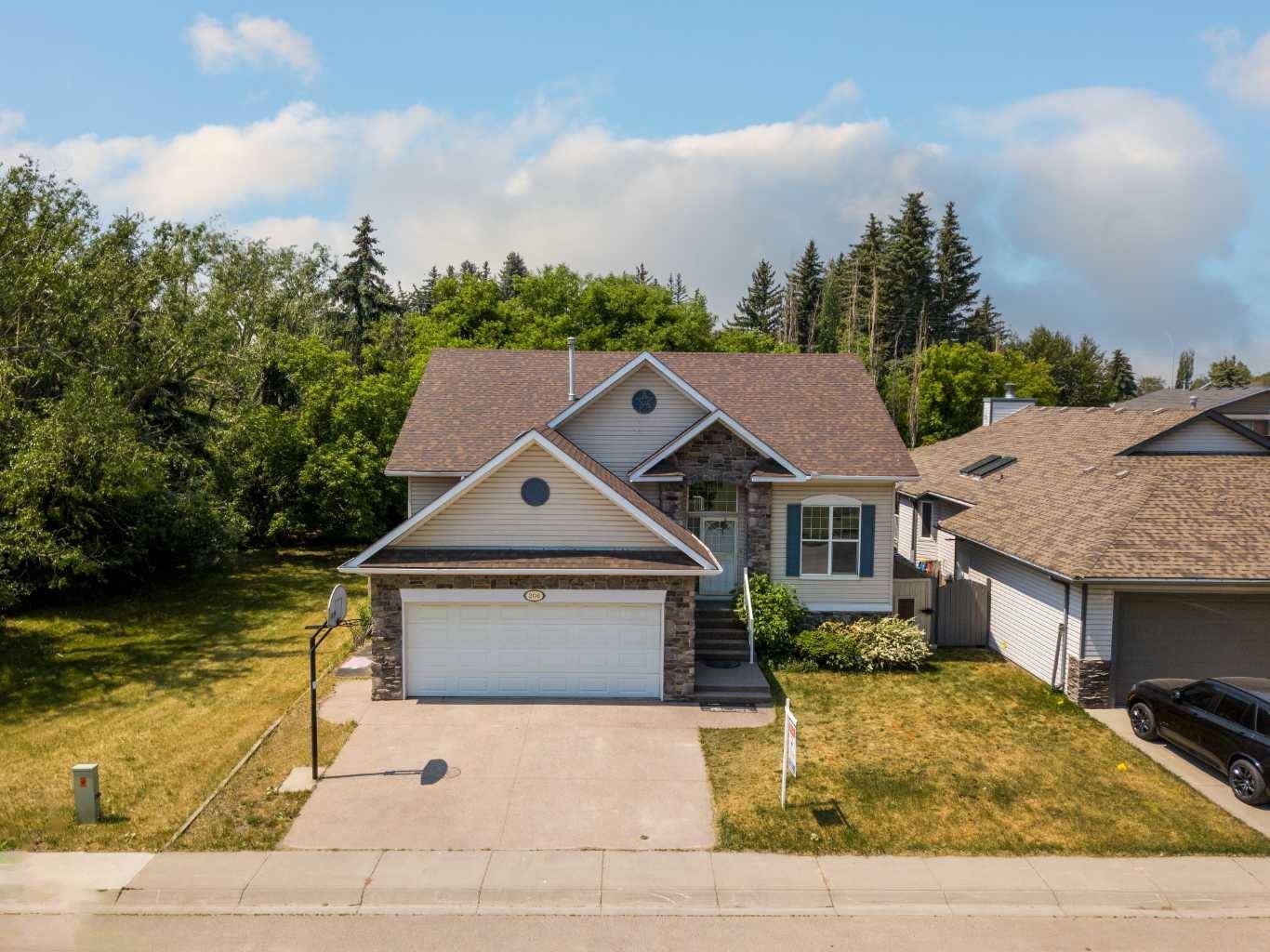 Strathmore, AB T1P 1K8,206 Parkview EST