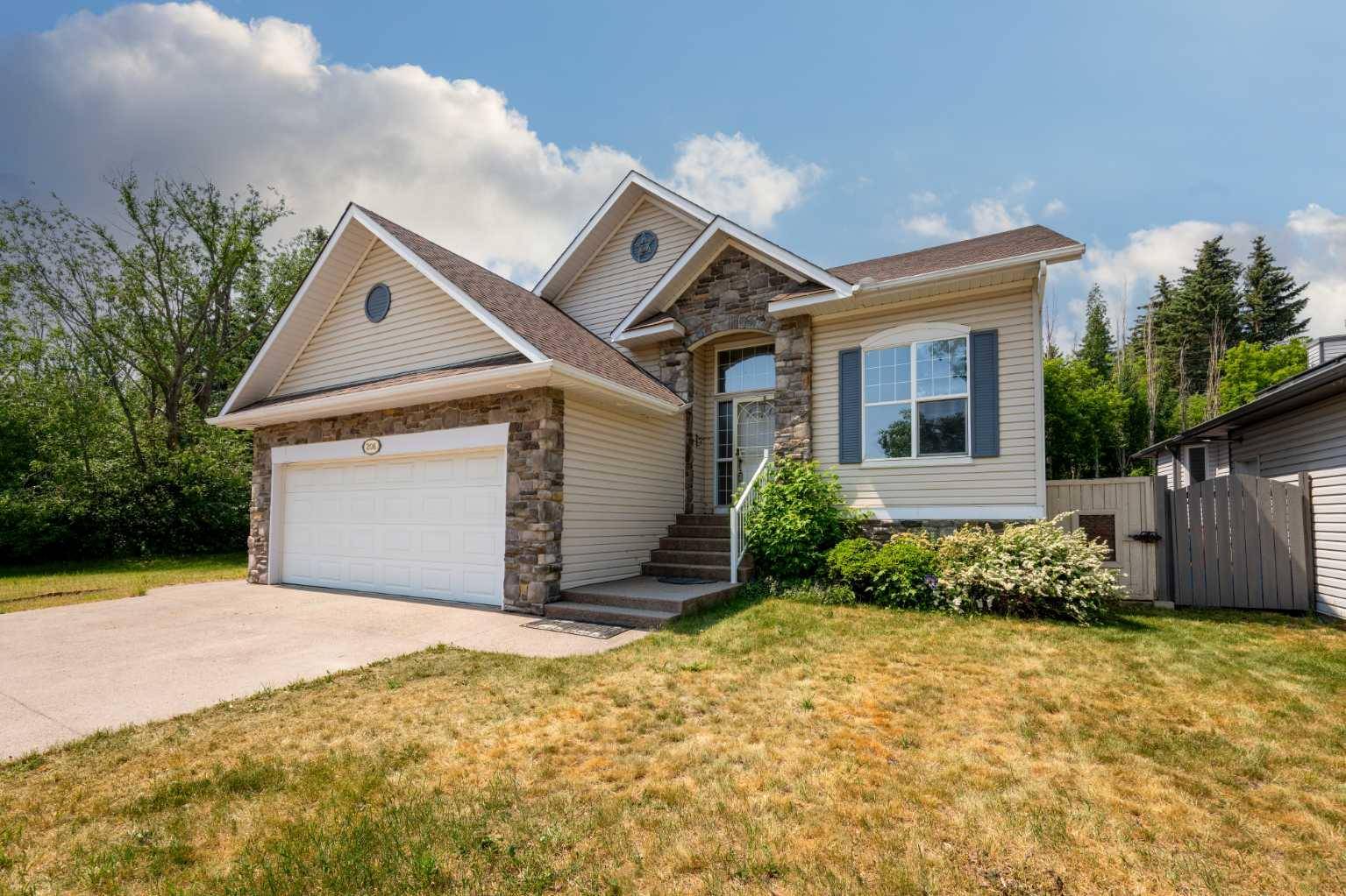 Strathmore, AB T1P 1K8,206 Parkview EST