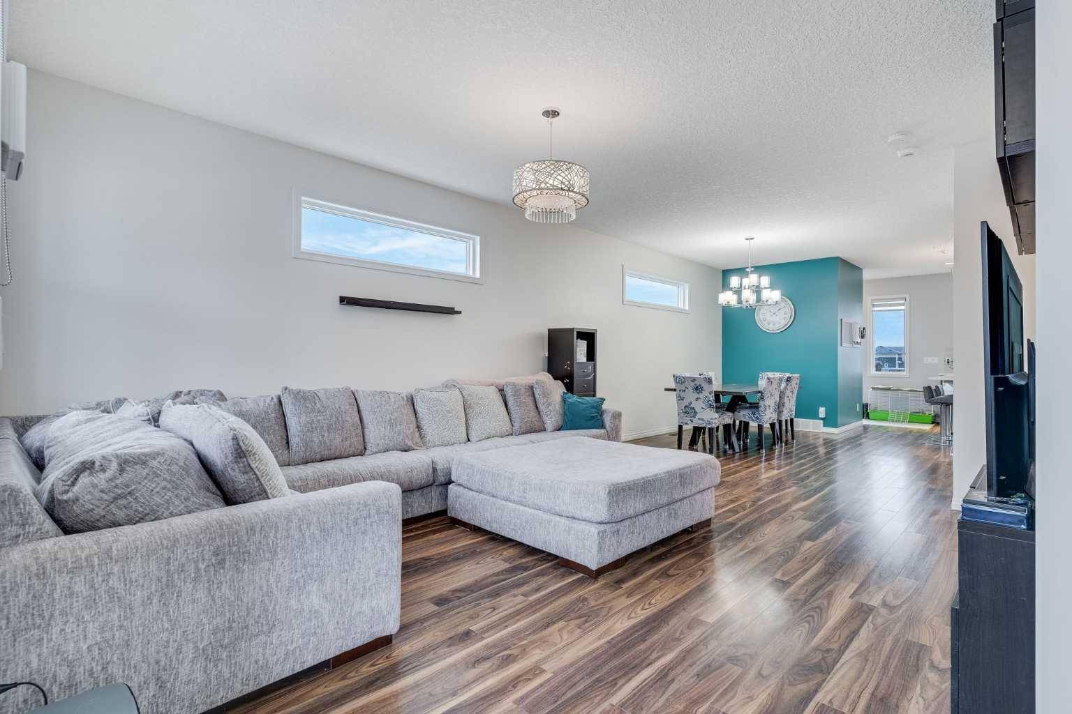 Calgary, AB T3N 0R4,129 Red Embers CRES Northeast