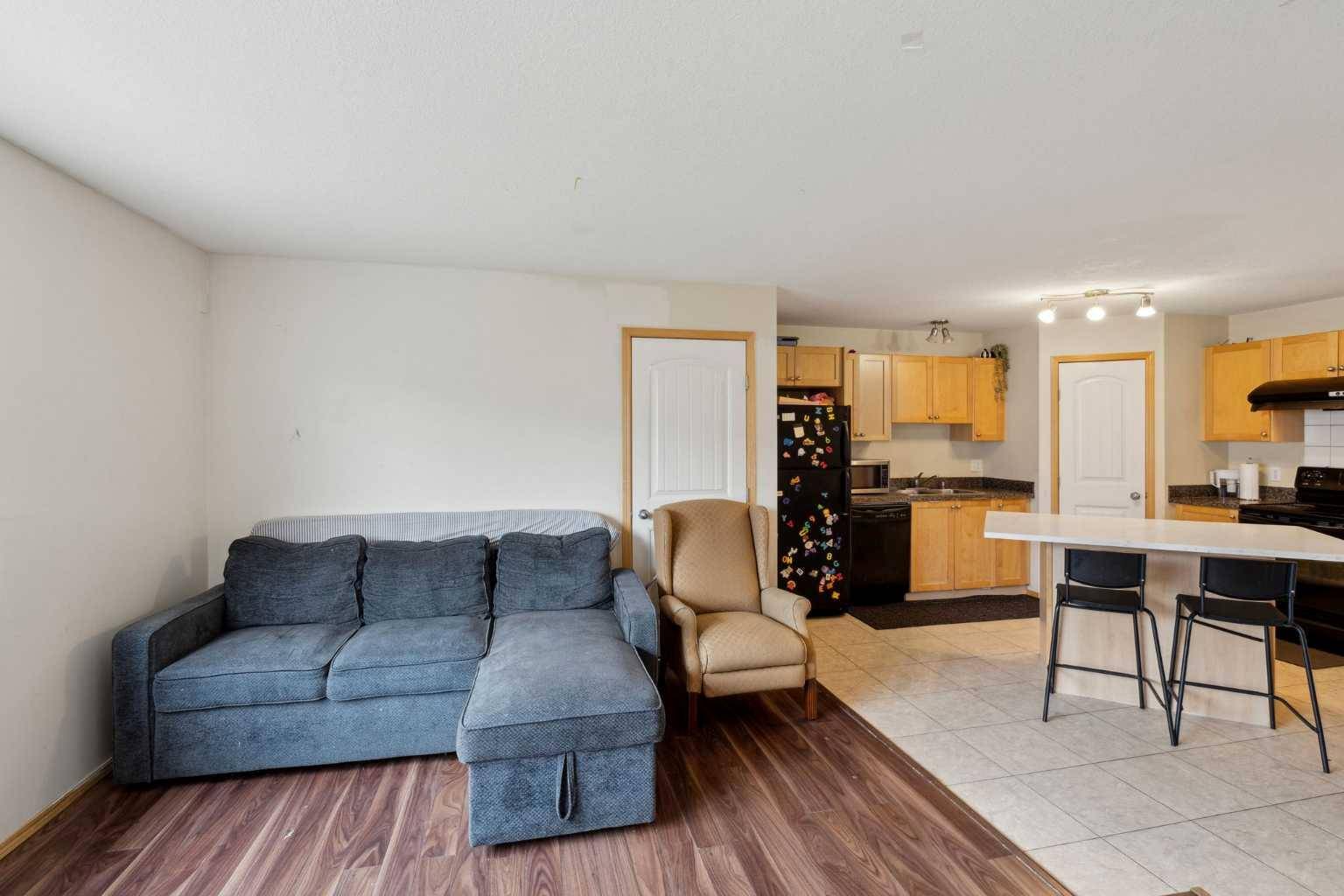 Calgary, AB T3K 0K8,40 Panatella LNDG Northwest #101