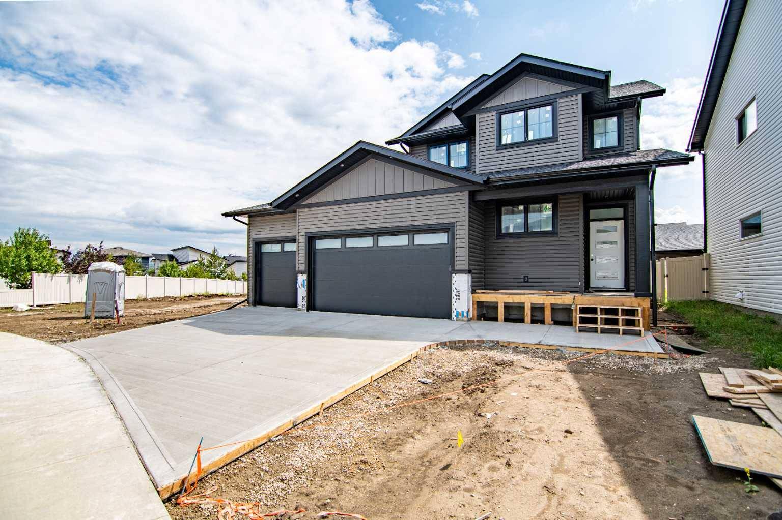 Red Deer, AB T4P 3E2,39 Eaton CRES