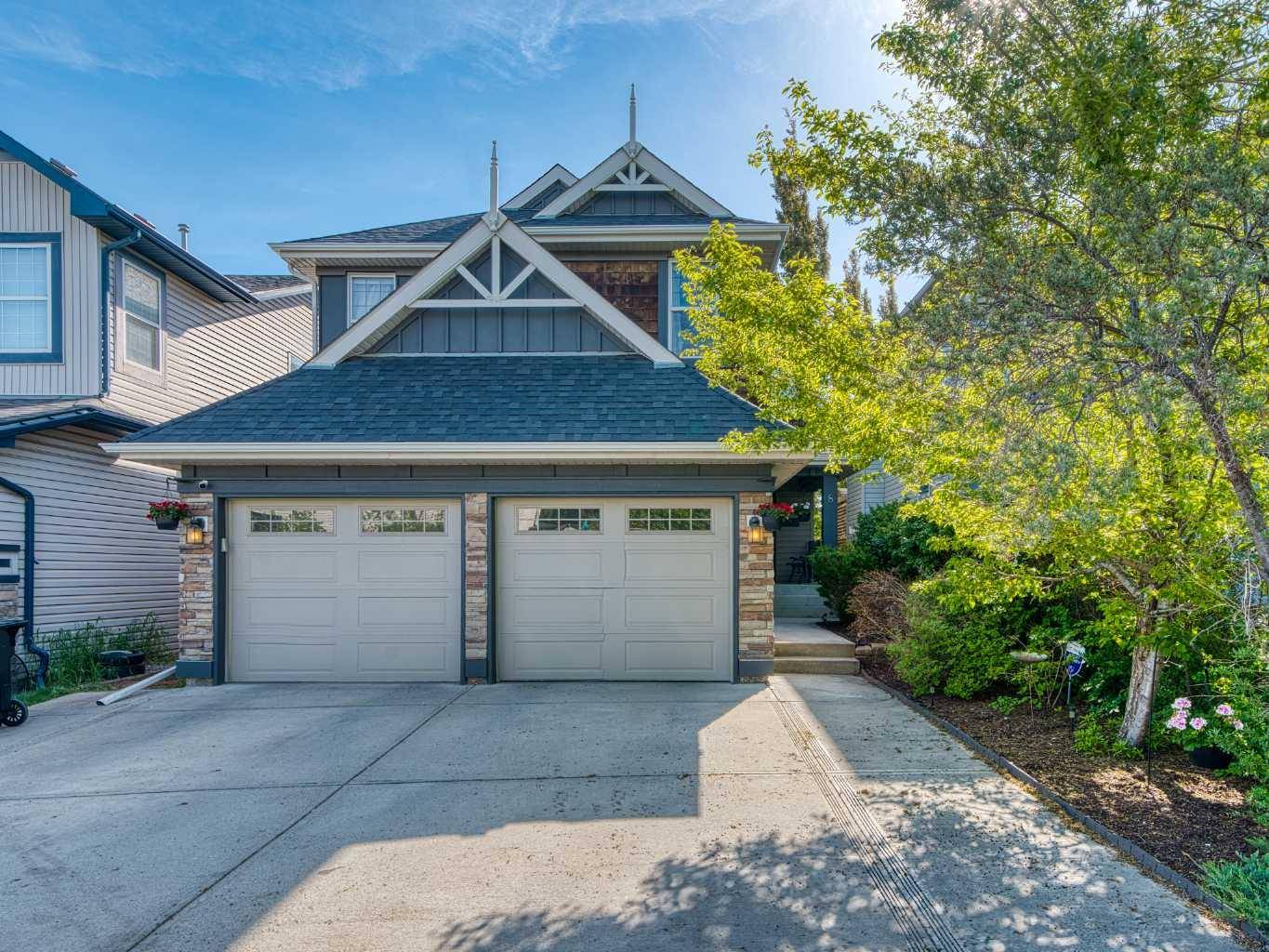 8 Auburn Bay LN Southeast, Calgary, AB T3M1K8
