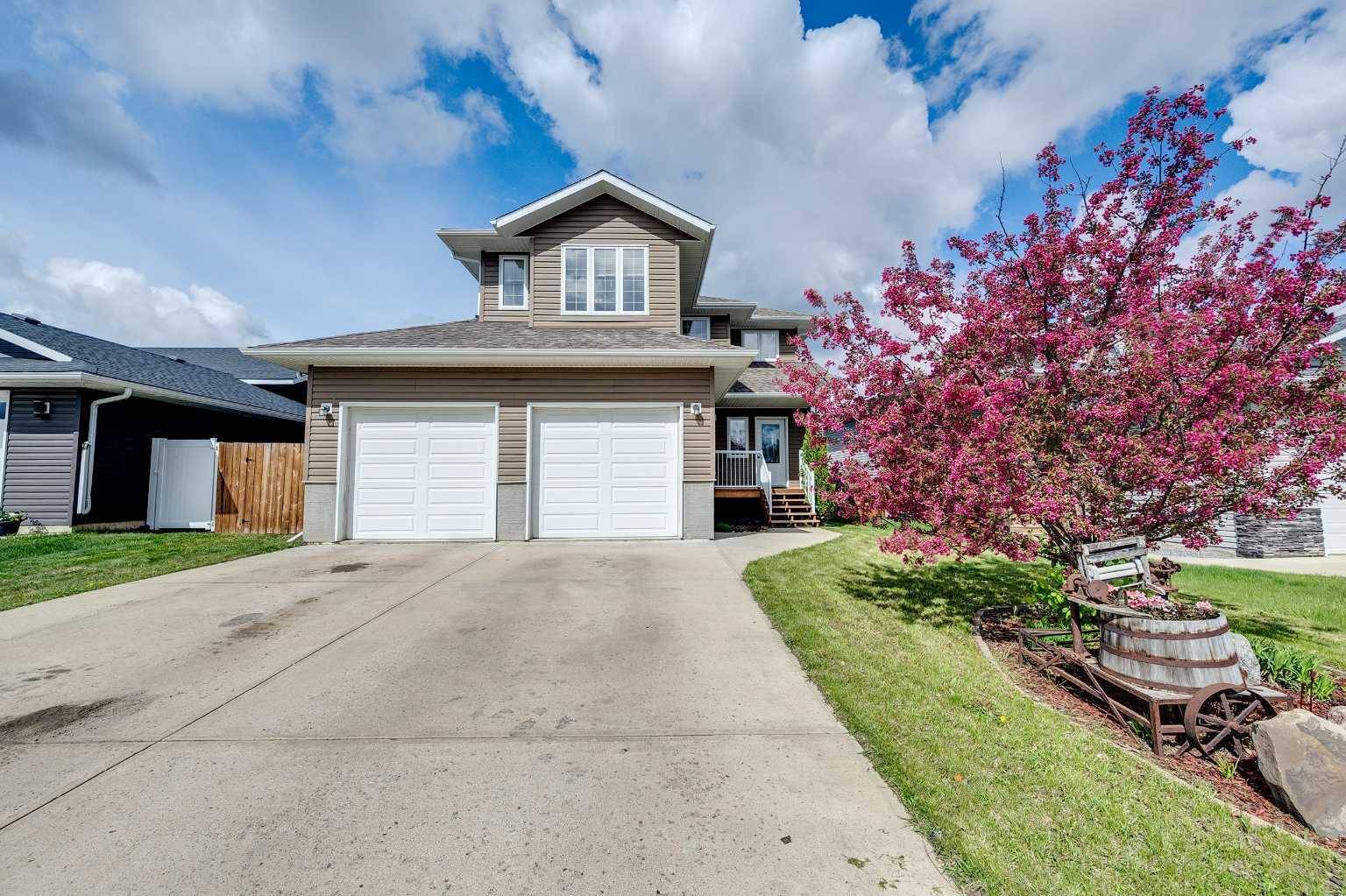 8 Fawn Meadows Crescent, Delburne, AB T0M 0V0