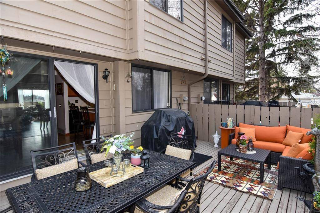 Calgary, AB T3A 2C6,3302 50 ST NW #41