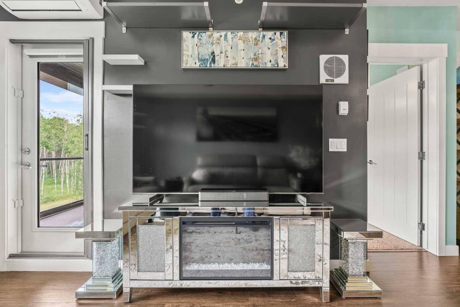 Calgary, AB T3H 0E3,15 Aspenmont HTS Southwest #311