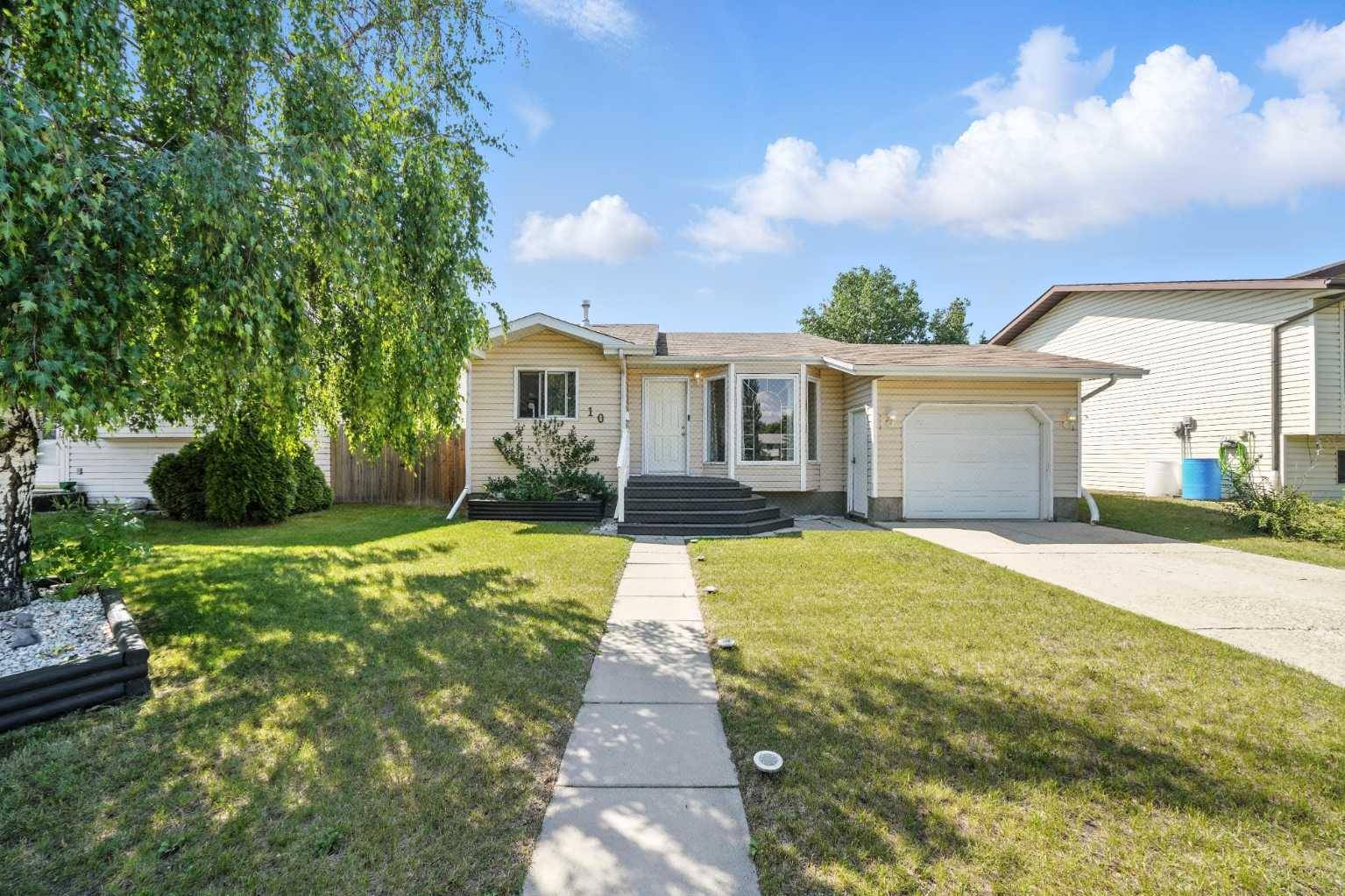 10 Sunridge AVE, Blackfalds, AB T0M0J0
