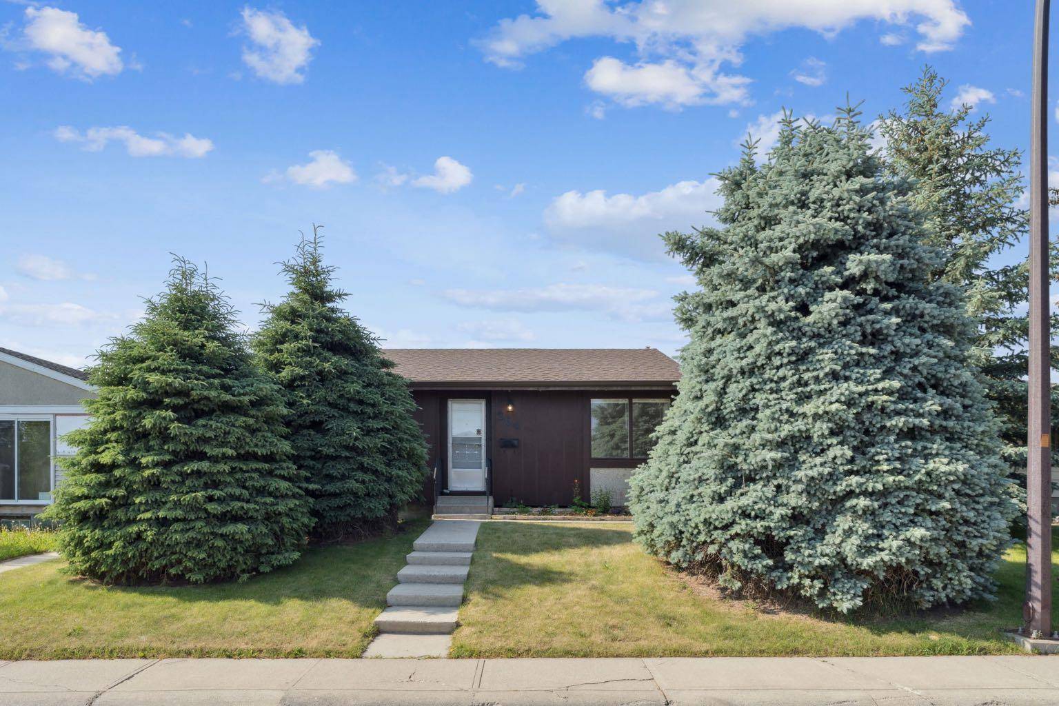 Calgary, AB T2K 5B3,264 Huntington Close Northeast