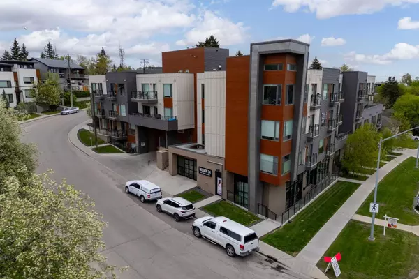 93 34 AVE Southwest #309, Calgary, AB T2S 3H4