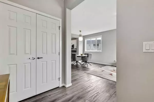 Calgary, AB T3P 1V3,171 Carringham RD Northwest