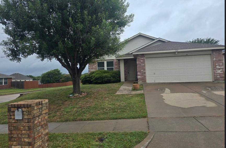 5101 Prestwick Drive, Fort Worth, TX 76135