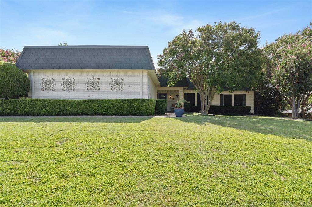 Benbrook, TX 76132,6 Crosslands Road