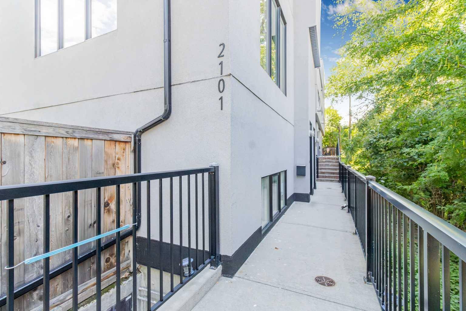 Calgary, AB T2T 4M5,2101 17 ST SW #3