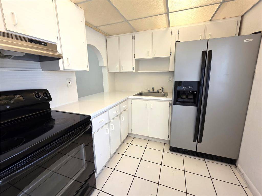 505 NW 177th St #104, Miami, FL 33169