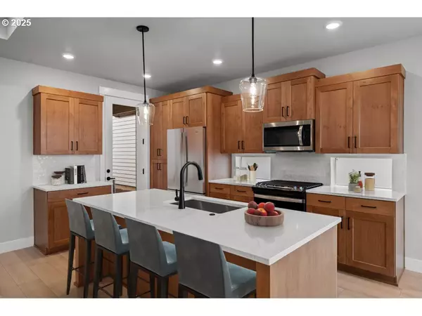 Newberg, OR 97132,2481 N Villa RD