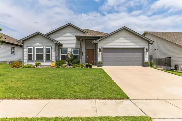 Sherman, TX 75090,3225 Sweetwater Way
