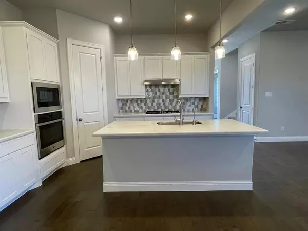 Frisco, TX 75035,12548 Murray Lane