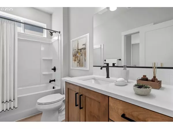 Newberg, OR 97132,1336 S Canto ST