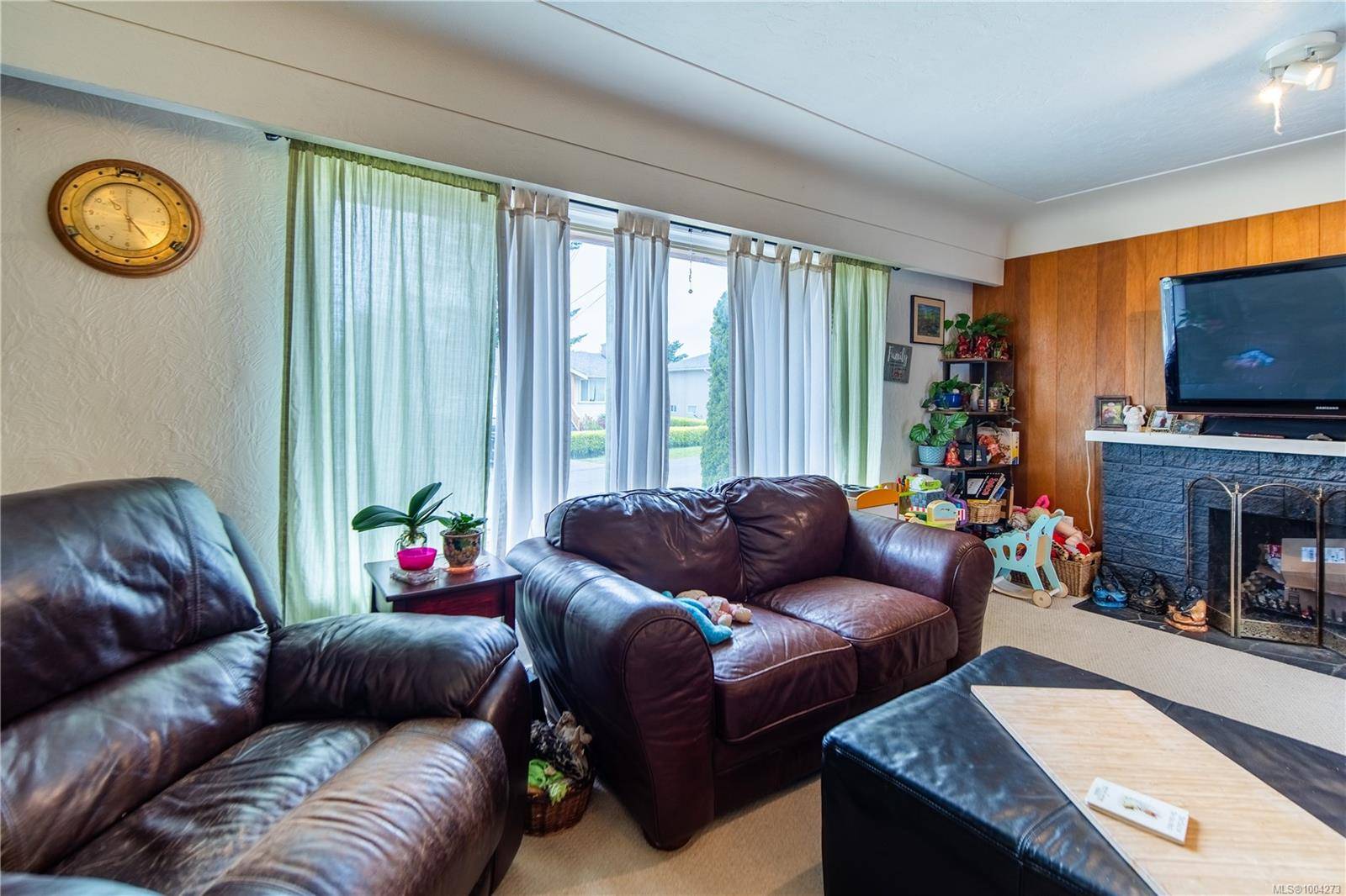 Saanich, BC V8P 2L2,1251 Garkil Rd