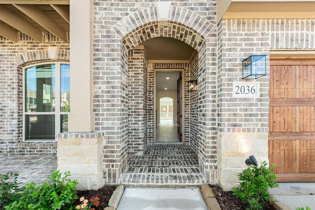 Desoto, TX 75115,2036 Flora Lane