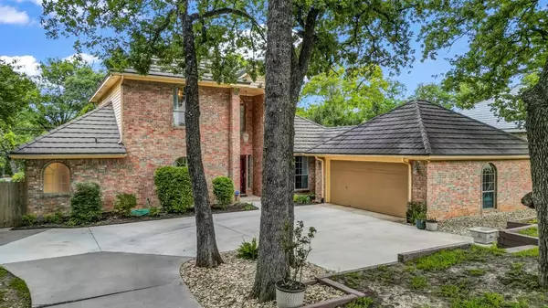 Azle, TX 76020,120 Oak Hollow Court S