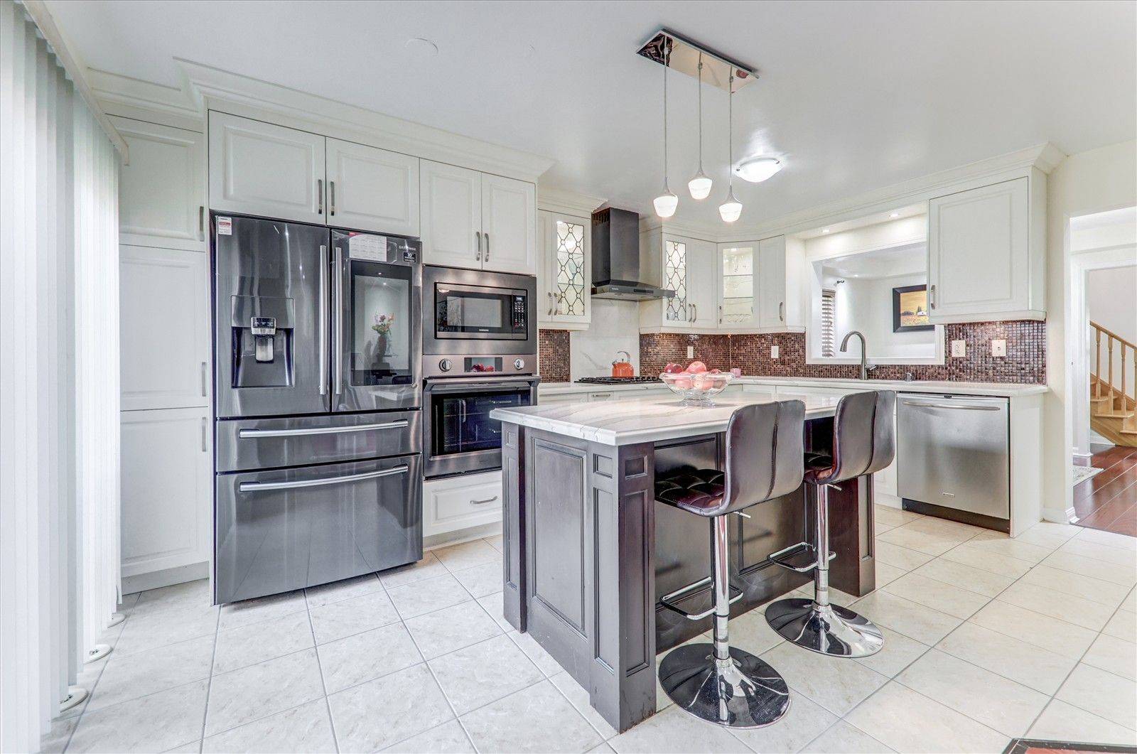 Milton, ON L9T 0M4,697 Ambroise CRES