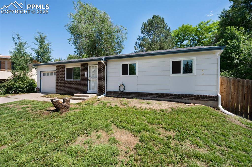 Colorado Springs, CO 80916,4446 Frost DR