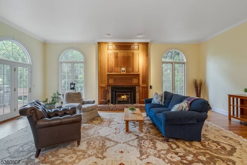 Chester Twp., NJ 07930,10 Beacon Hill Dr