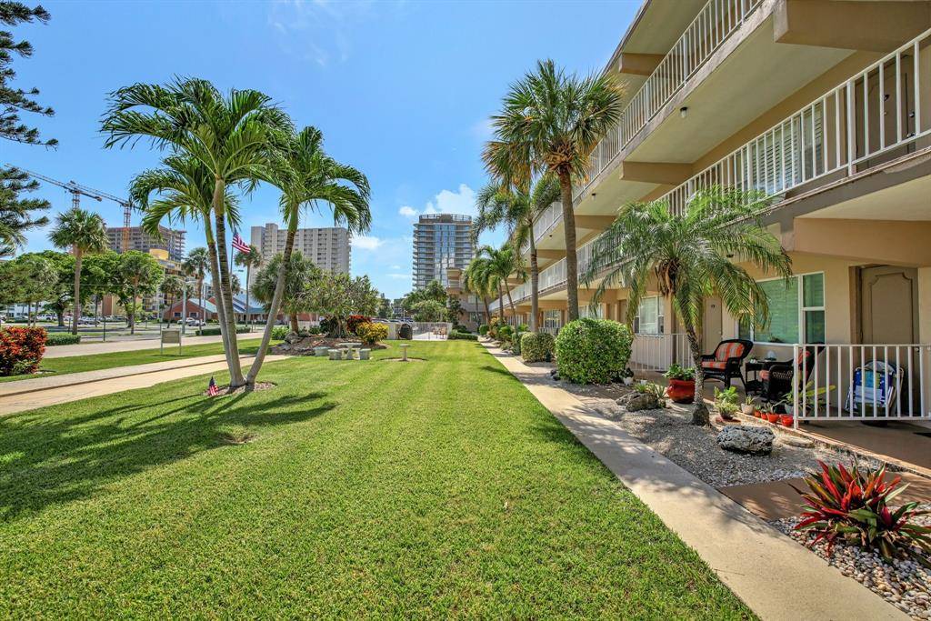 Pompano Beach, FL 33062,3200 NE 7th Ct #206B