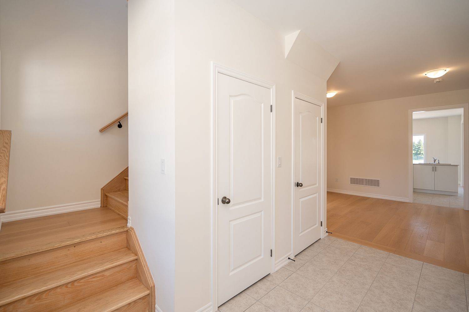 New Tecumseth, ON L9R 0X1,21 Fenn CRES
