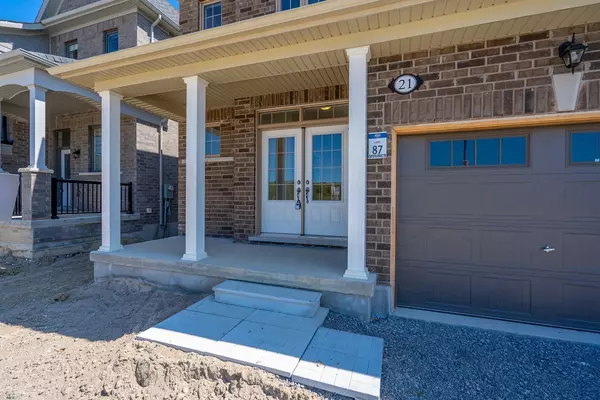 New Tecumseth, ON L9R 0X1,21 Fenn CRES