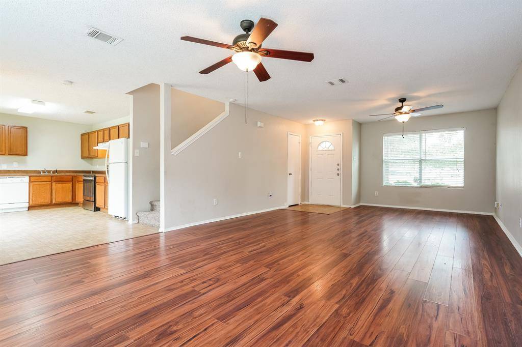 Dallas, TX 75241,3356 Mojave Drive