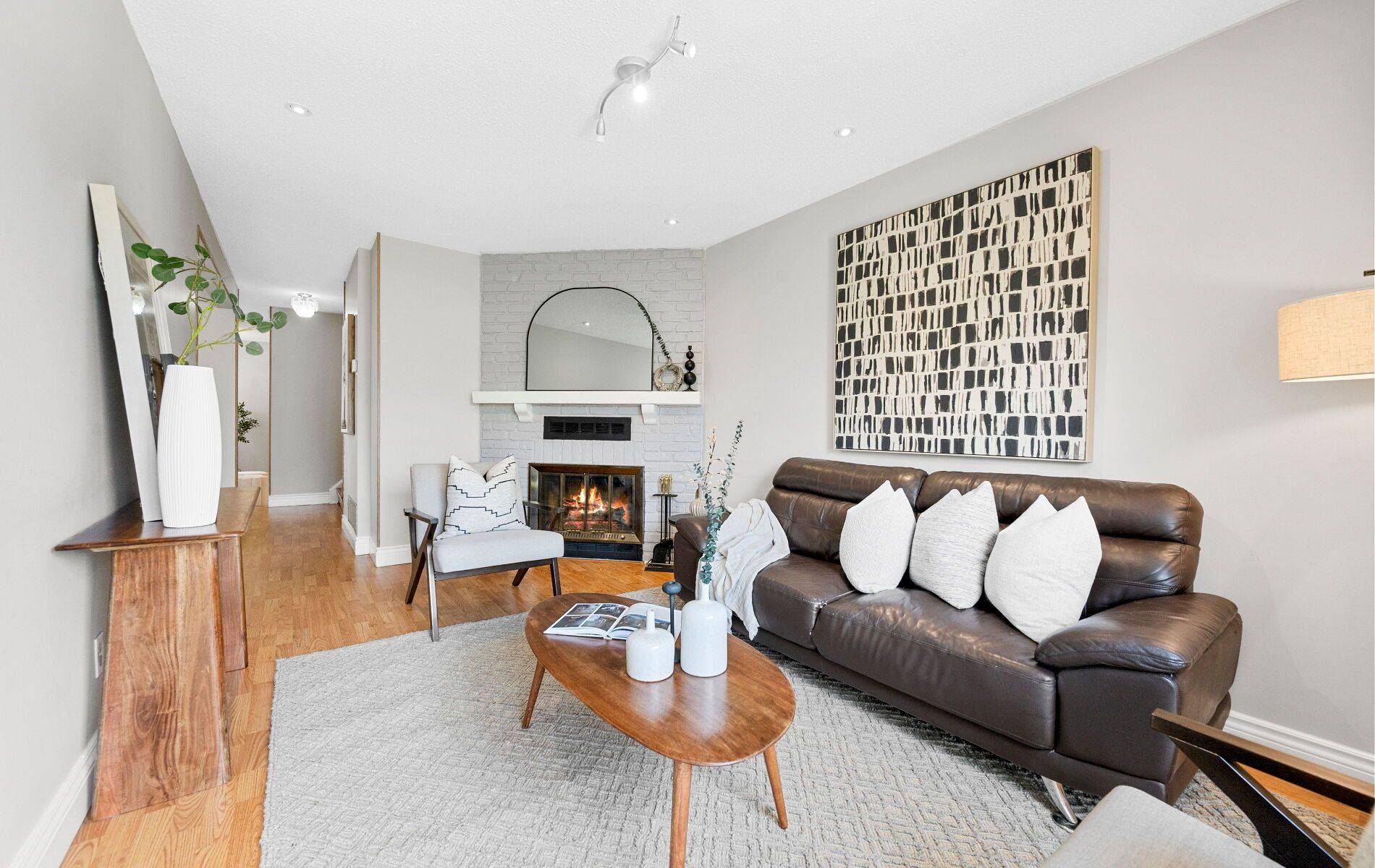 Mississauga, ON L5C 3W1,638 Galloway CRES